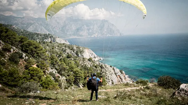Paragliding in Alanya: What to Expect Before You Book