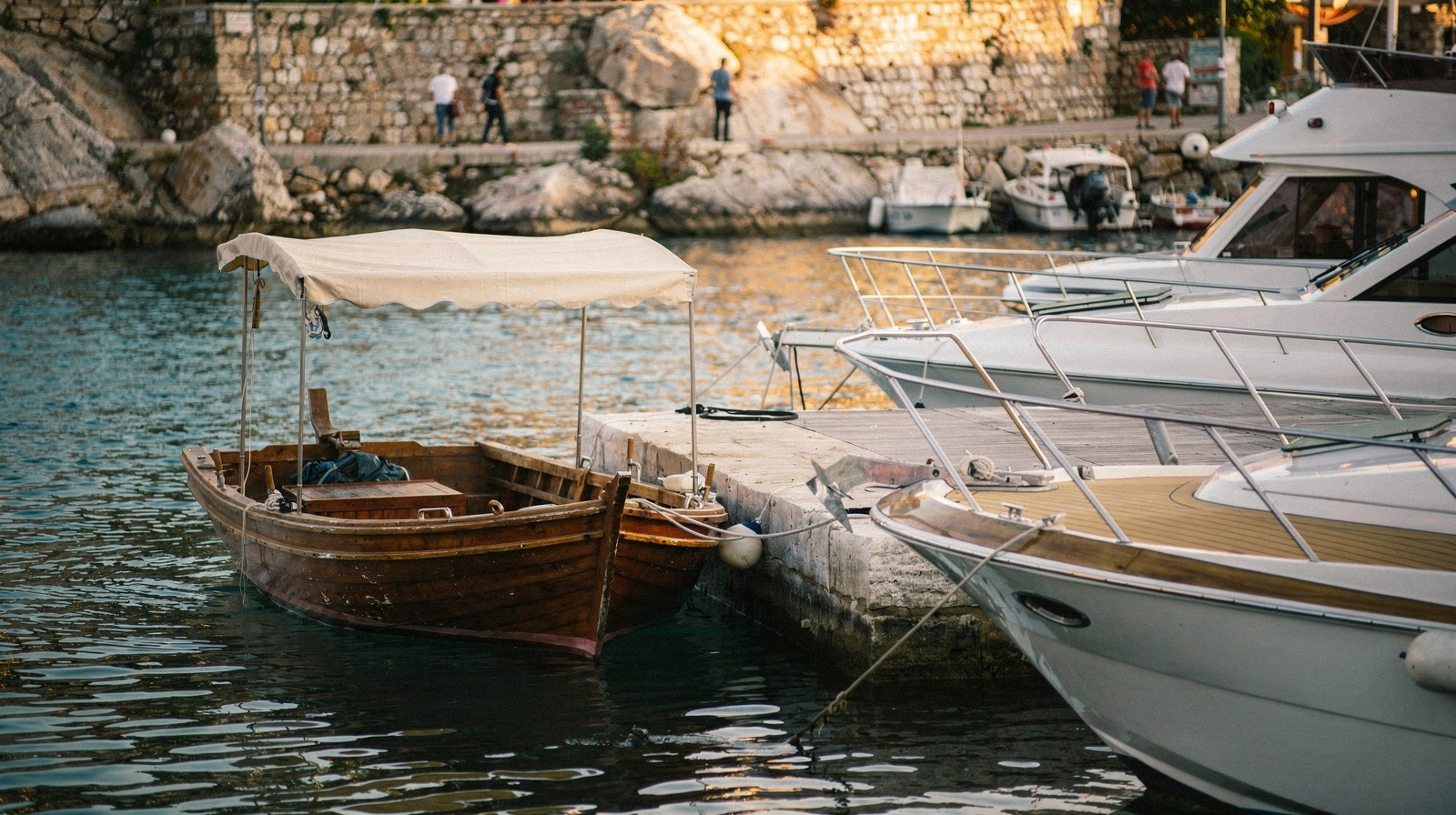 Budget vs Luxury Excursions in Antalya: Which Suits You?