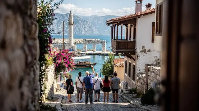 Antalya City Tours: Walking Tour or Small-Group Tour?