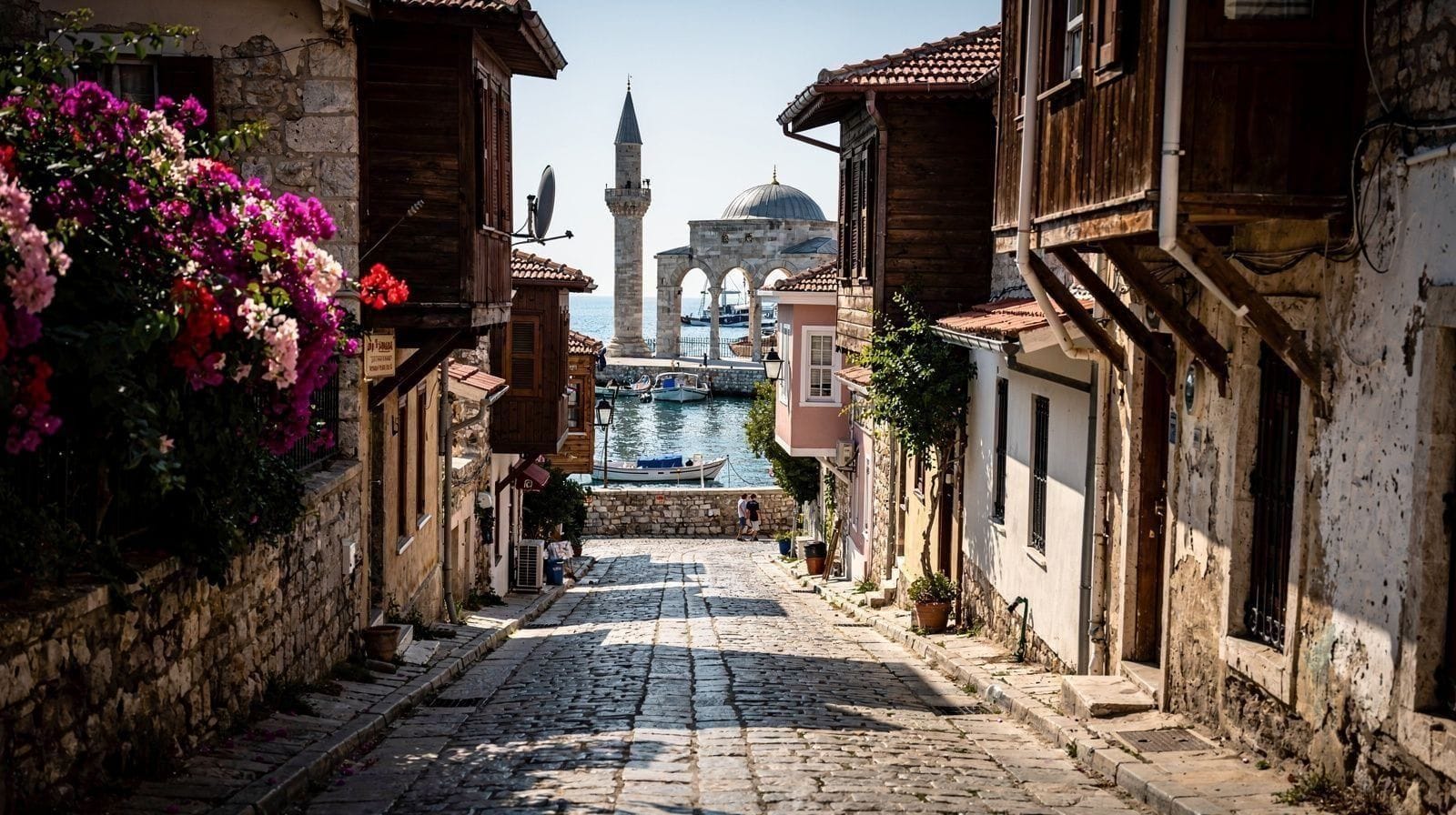 Kaleiçi Old Town Guide: Antalya's Historic Centre on Foot