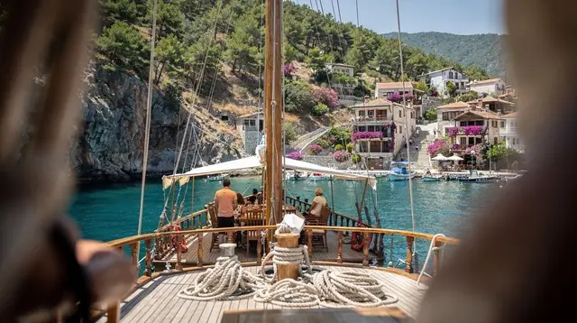 Kalkan Boat Trips: Choosing the Right Cruise