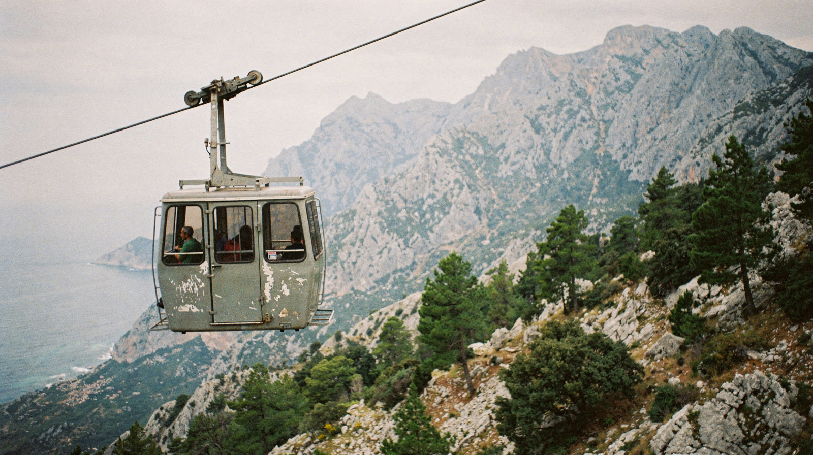 Tahtalı Cable Car vs Hiking: Which Way Up from Kemer?