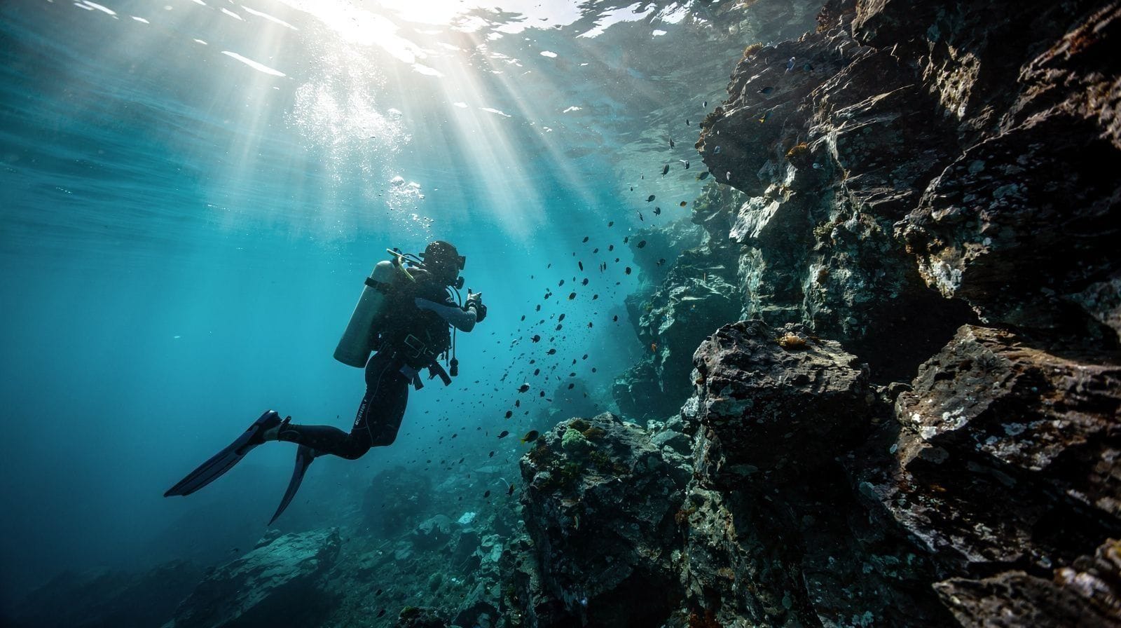 Scuba Diving in Side: Discover Dives vs Certified Diving